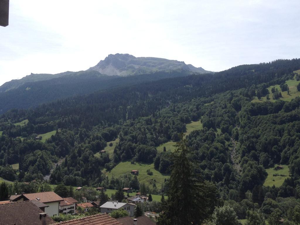 Hotel Old-Jnn Saas im Prattigau Стая снимка