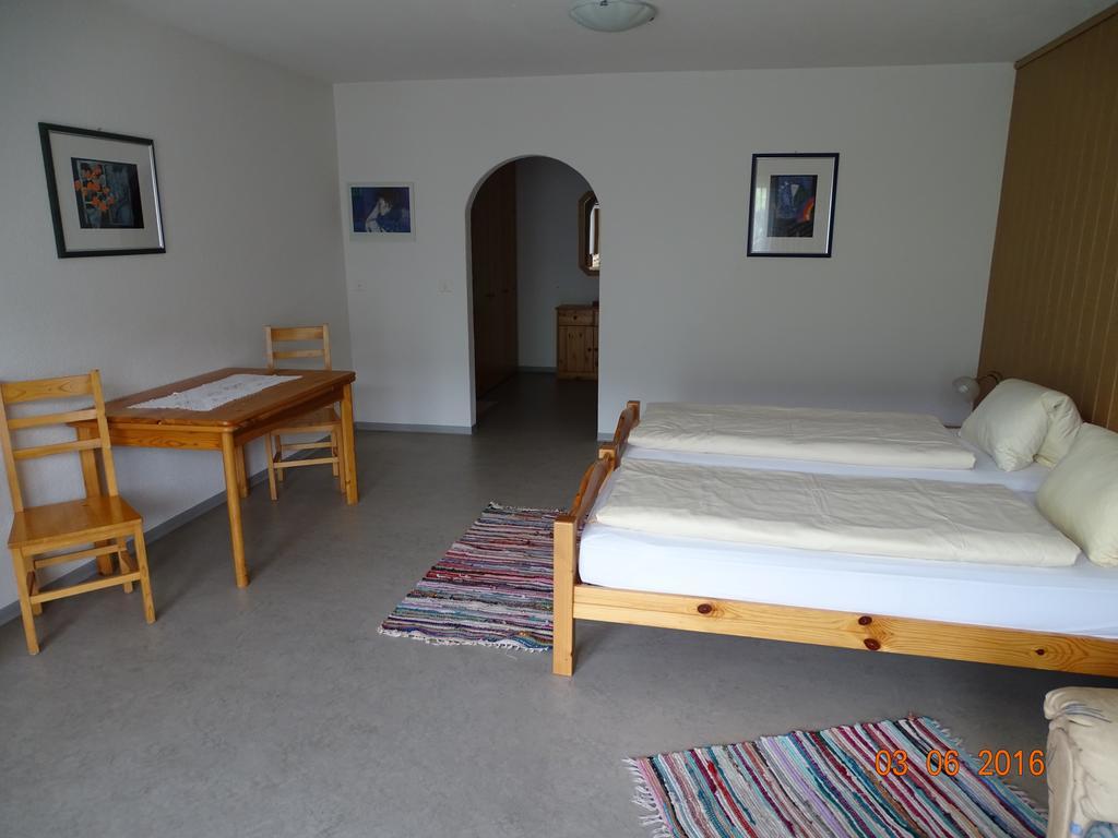 Hotel Old-Jnn Saas im Prattigau Стая снимка